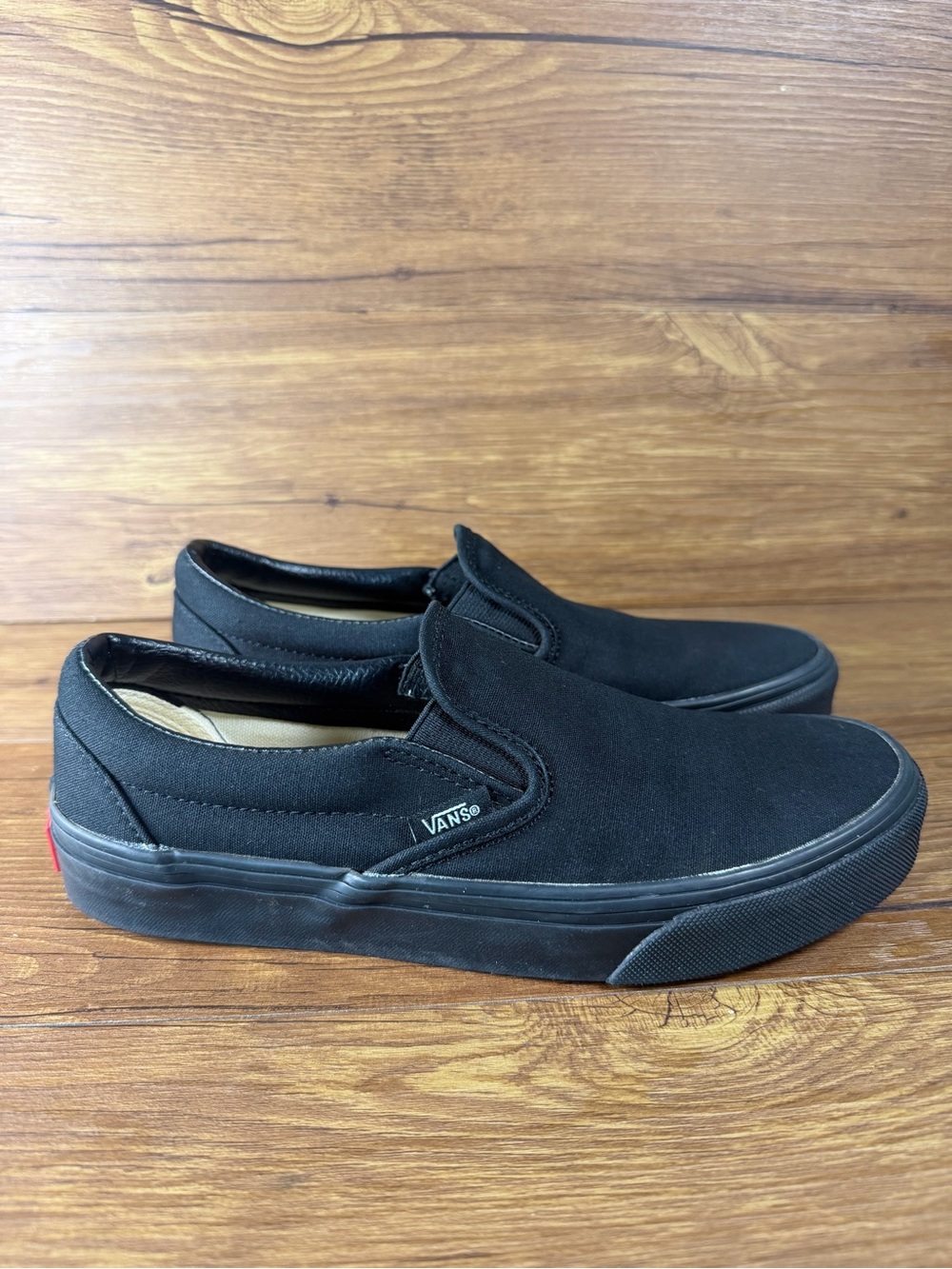 Vans Black Slip-On Sneakers Women’s Size 7.5 Shoes